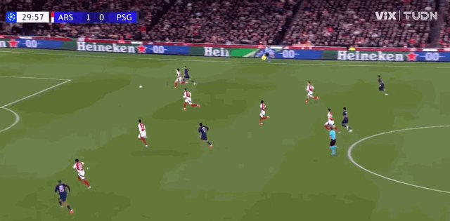 1727819689192015454.gif 哈基米.gif