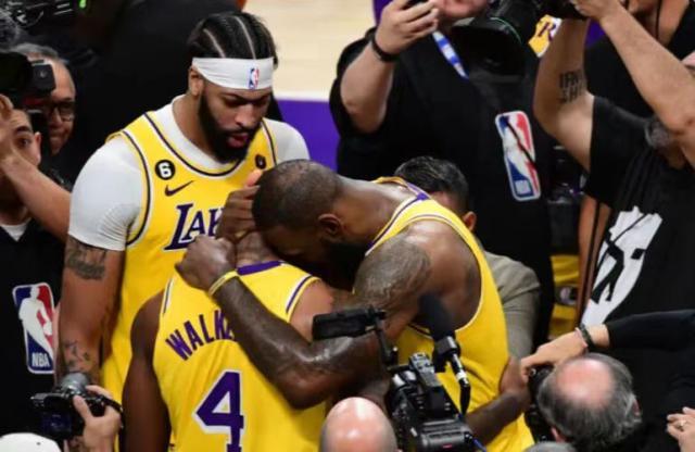 pg-【人物】末节天降神兵！朗尼·沃克抒写动人体育故事